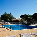 A Avec Terrasse Pour 6 Personnes - Api-1-52-800 Collias