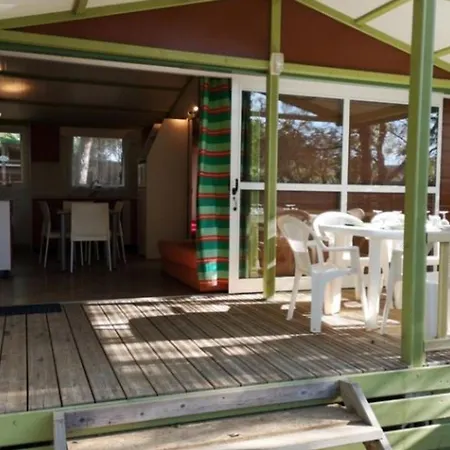 Campsite A Avec Terrasse Pour 6 Personnes - Api-1-52-800