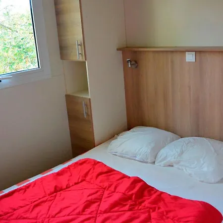 Campsite A Avec Terrasse Pour 6 Personnes - Api-1-52-800 Collias