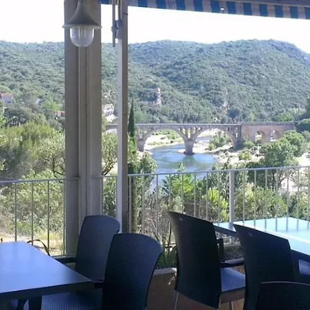 A Avec Terrasse Pour 6 Personnes - Api-1-52-800
