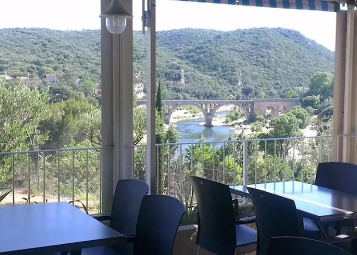 A Avec Terrasse Pour 6 Personnes - Api-1-52-800